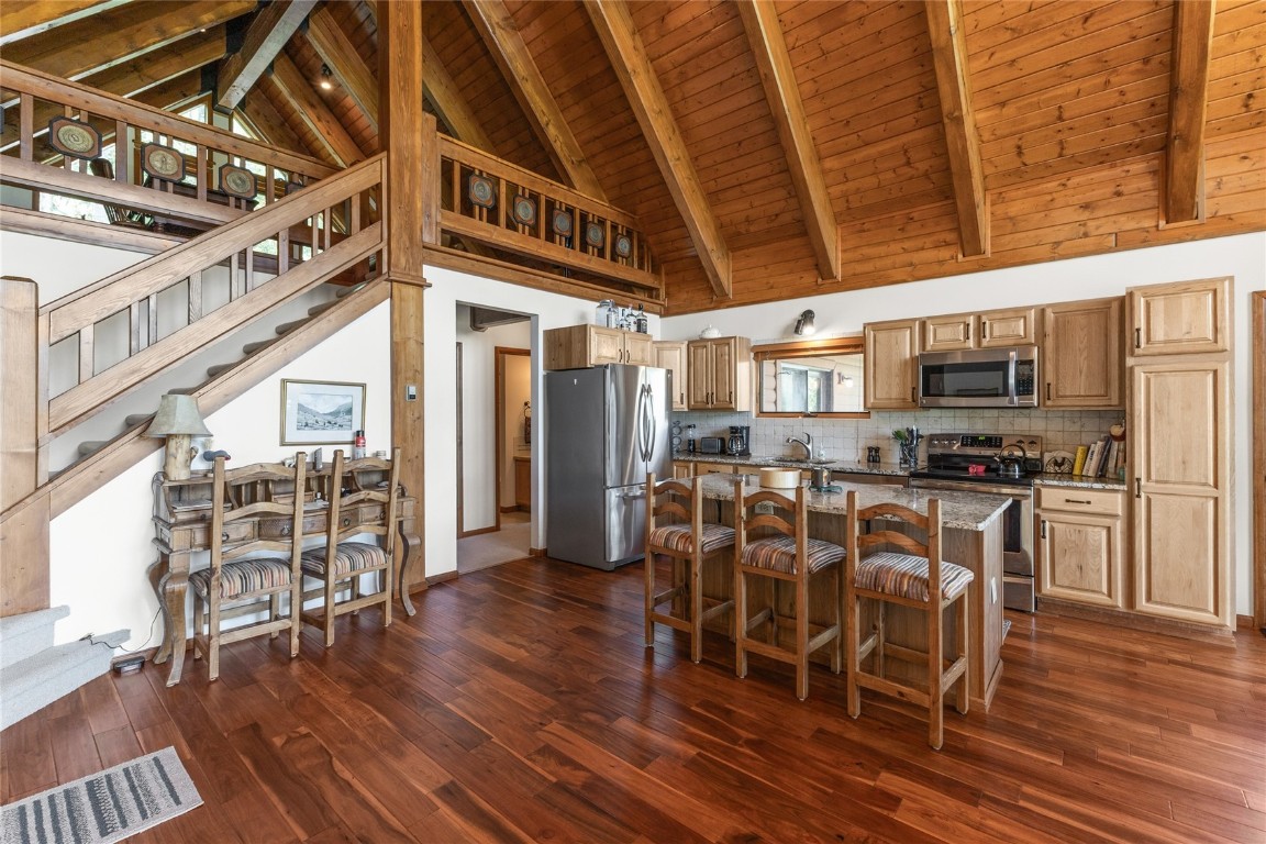 60800 Floyd Creek ROAD