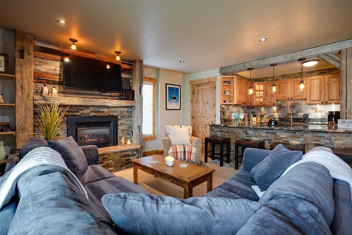 2275 Storm Meadows DRIVE 45