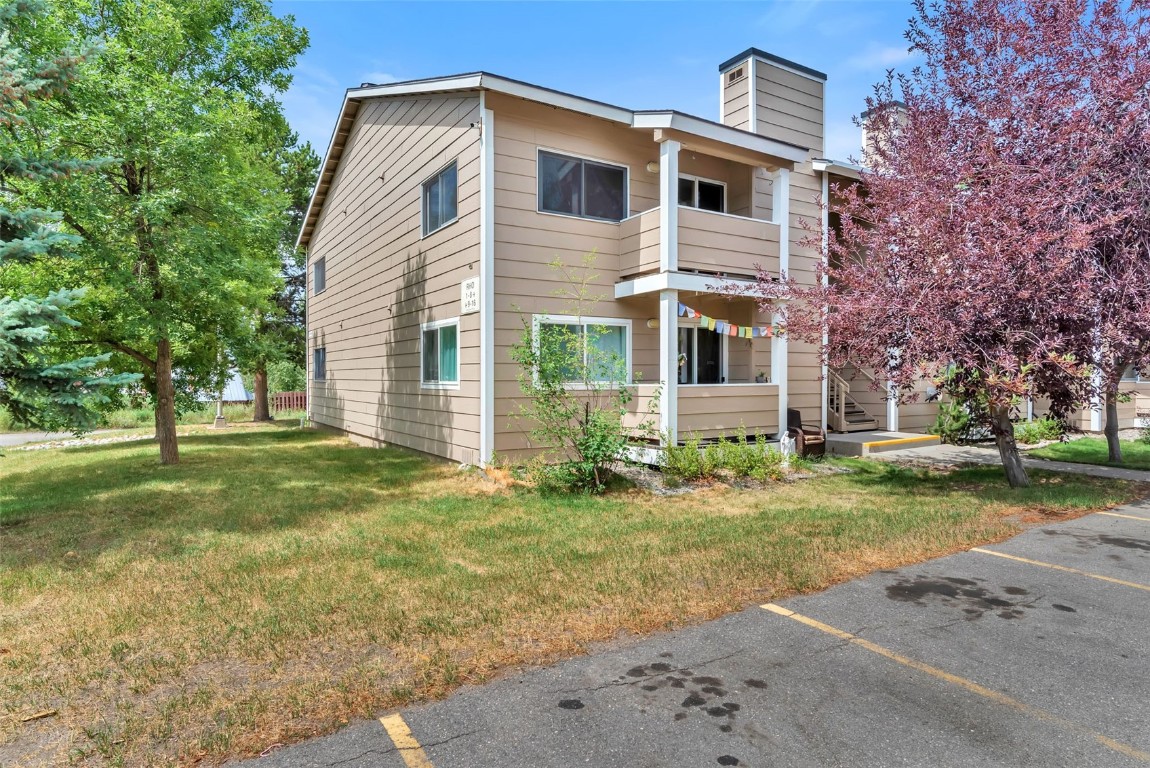 1385 Sparta Plaza 3