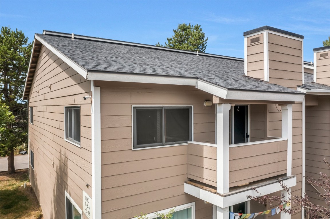 1385 Sparta Plaza 3