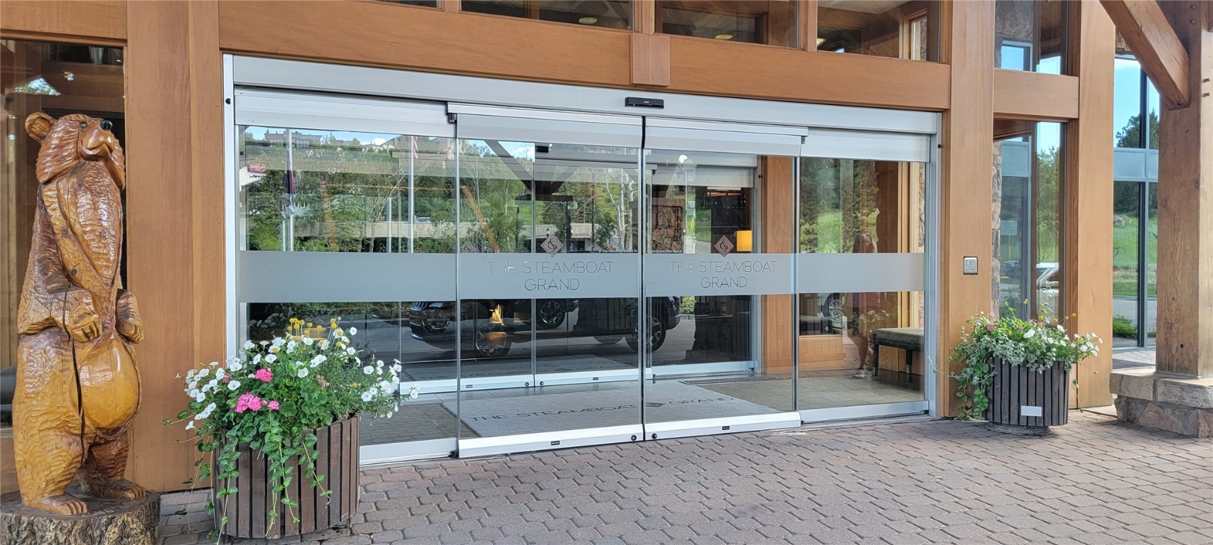 2300 Mount Werner CIRCLE 536/537