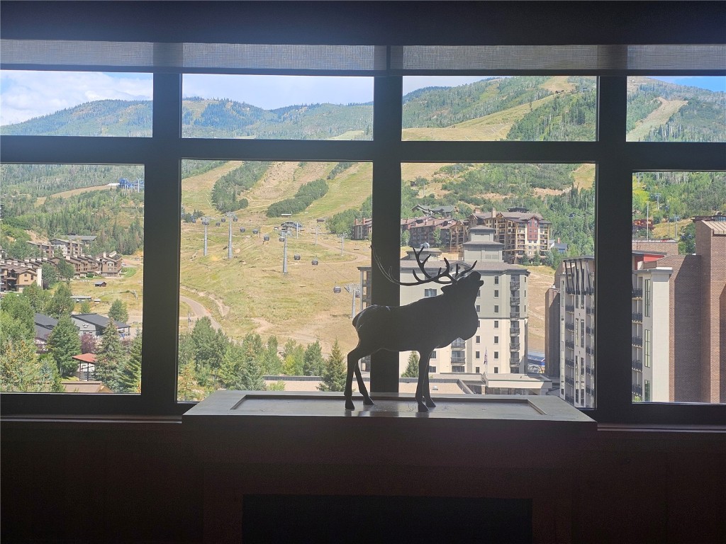 2300 Mount Werner CIRCLE 536/537