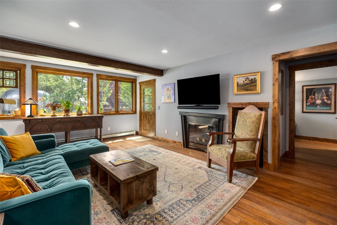 52 Spruce STREET