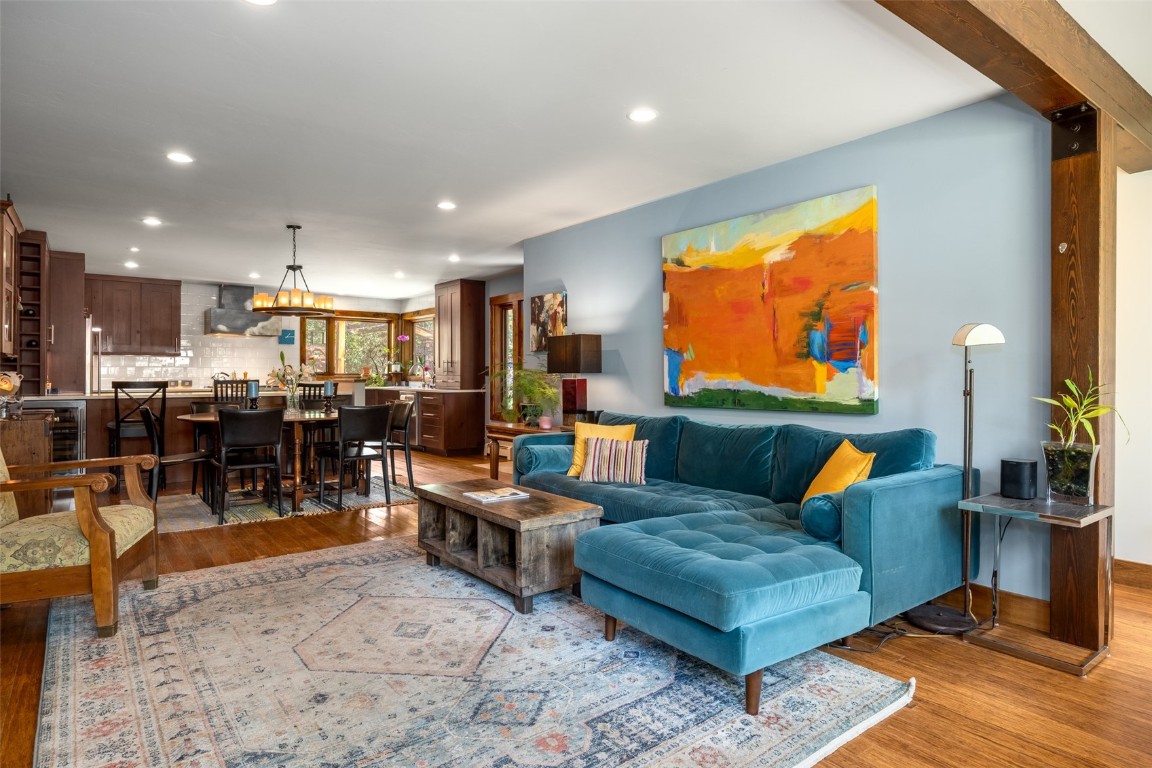 52 Spruce STREET