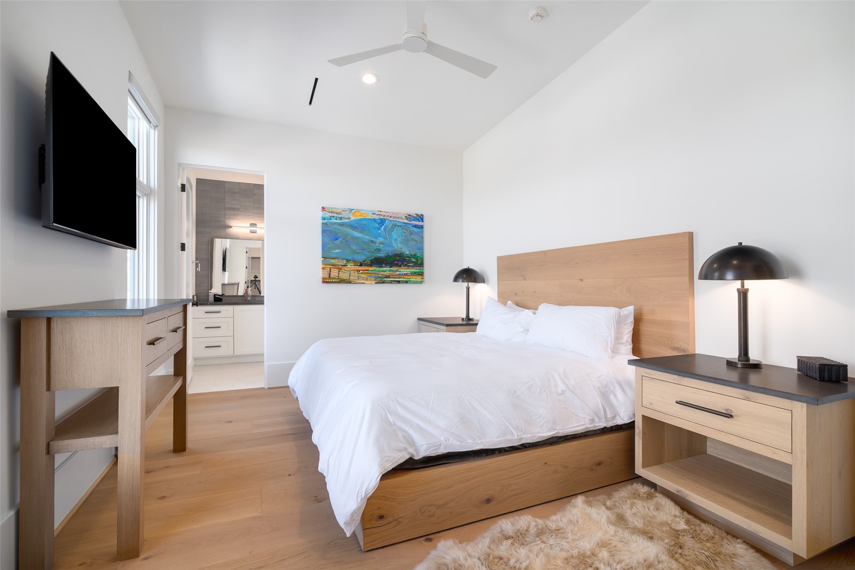 1870 Christie DRIVE 1