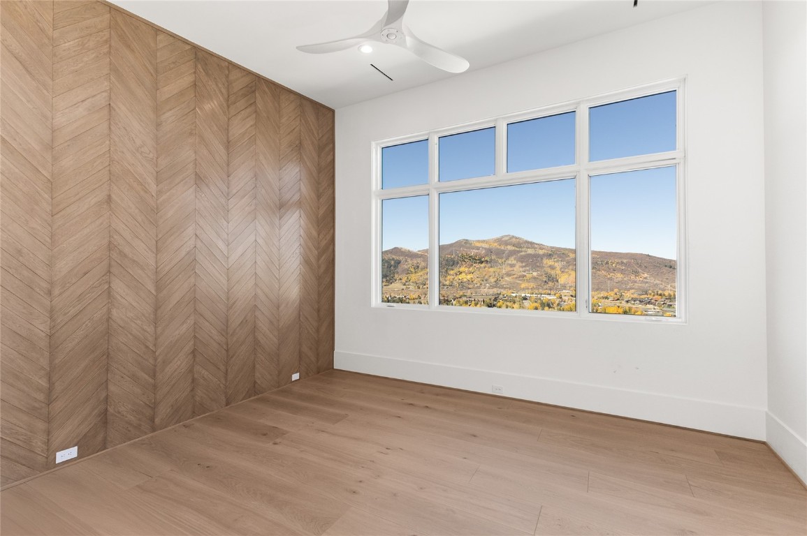 1870 Christie DRIVE 1