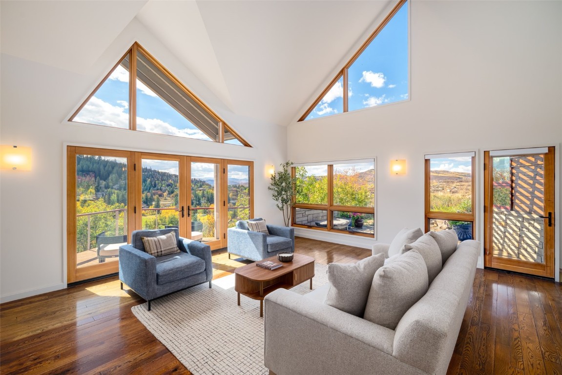 705 Steamboat BOULEVARD