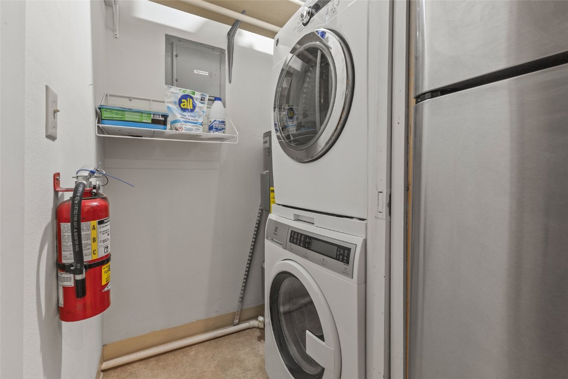 1380 Athens Plaza 16