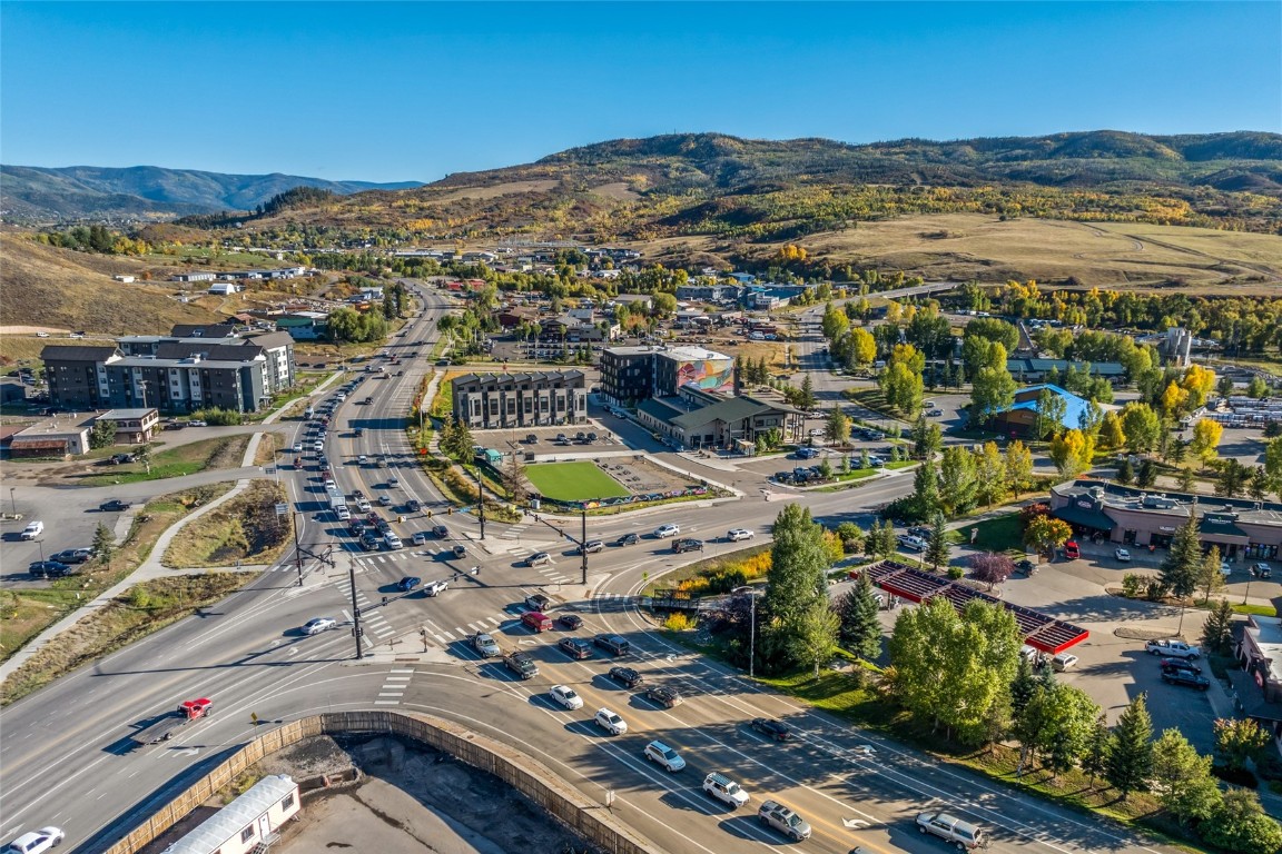 1901 Curve Plaza Ste. 4