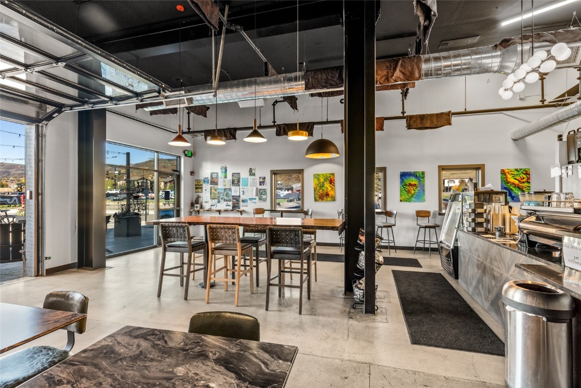 1901 Curve Plaza Ste. 4