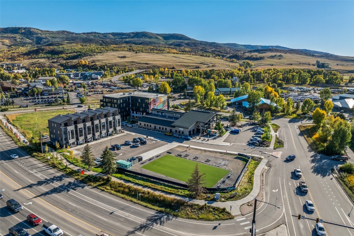 1901 Curve Plaza Ste. 4