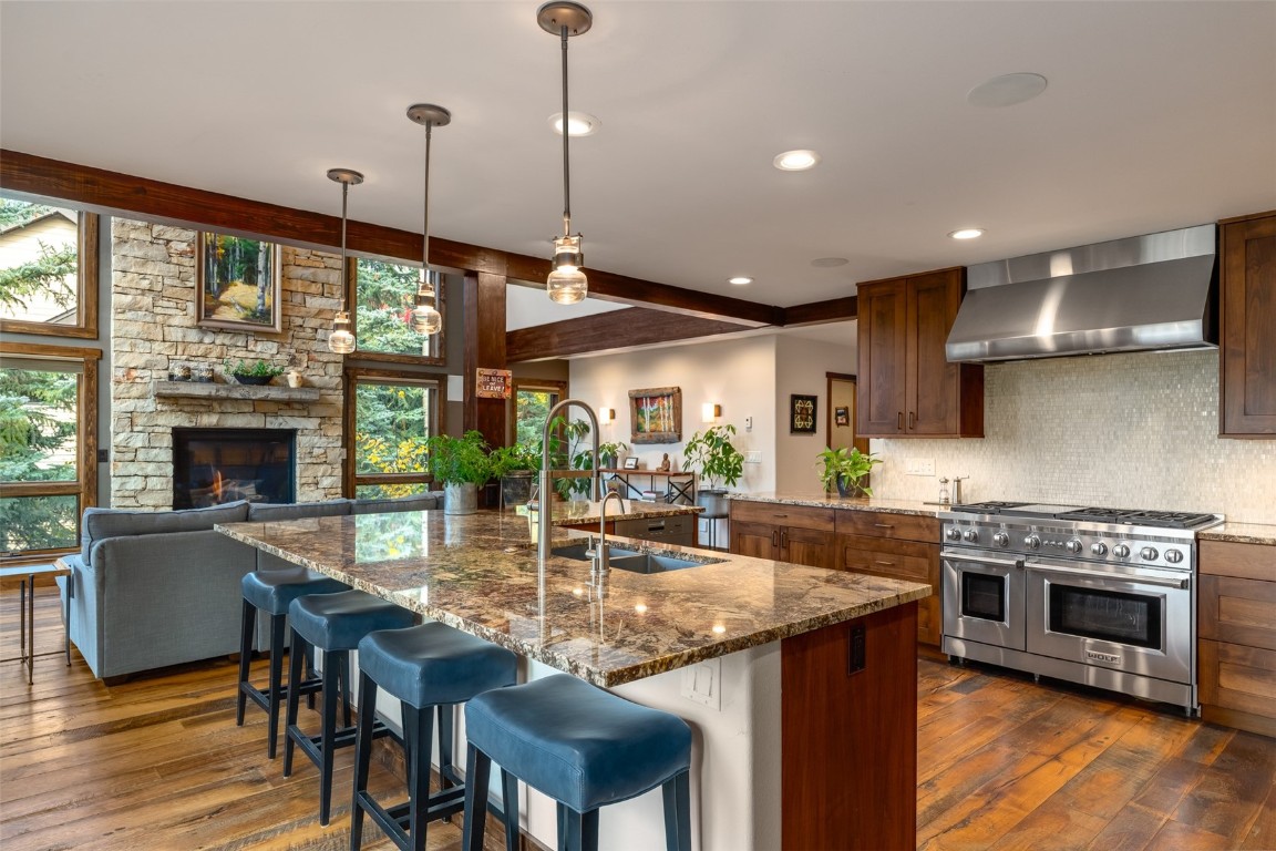 545 Steamboat BOULEVARD