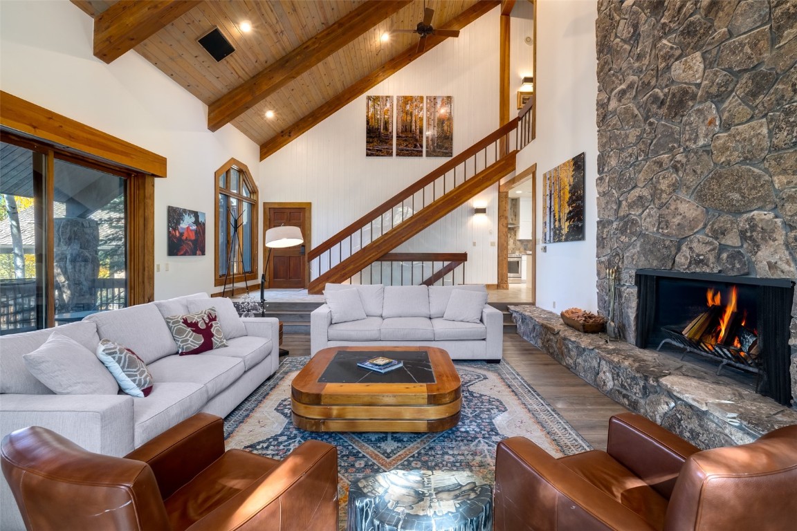 2440 Ski Trail LANE B