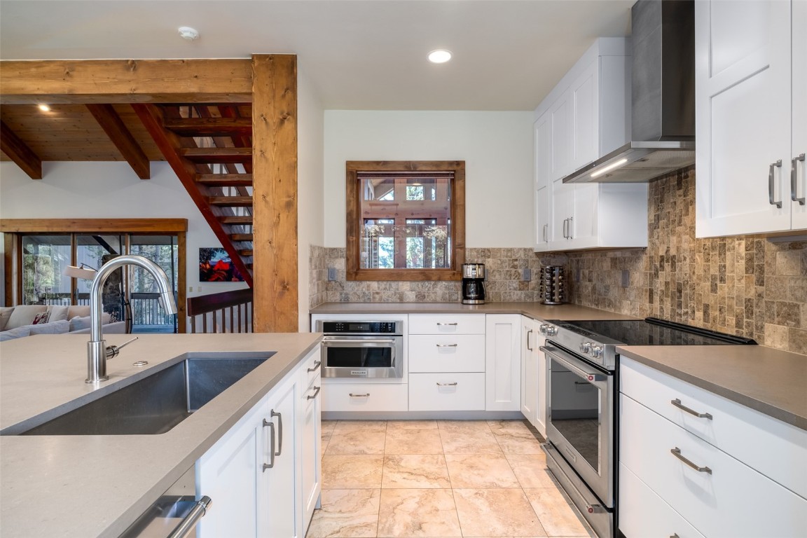 2440 Ski Trail LANE B