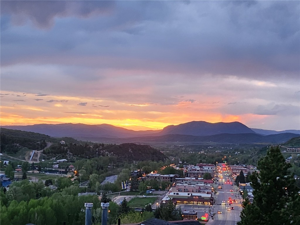 315 Little Moon TRAIL