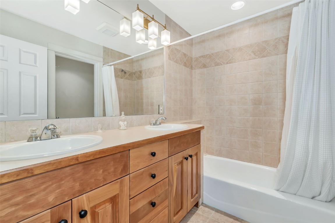 315 Little Moon TRAIL