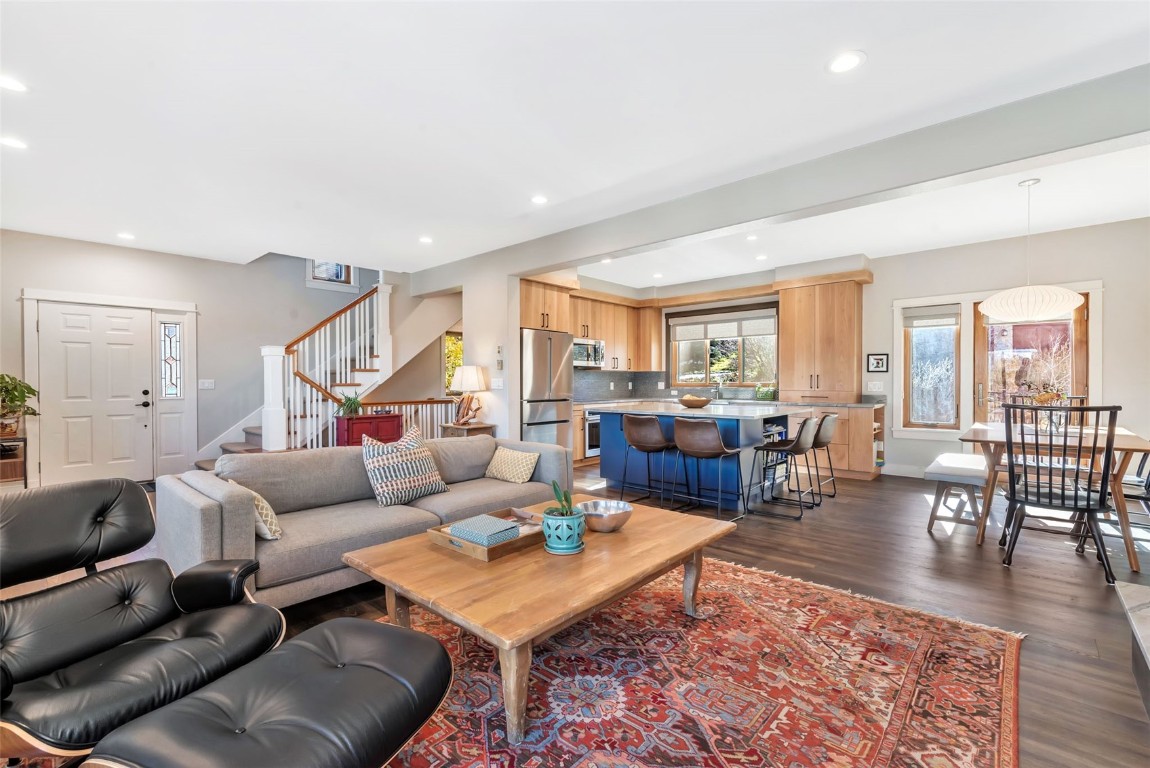 315 Little Moon TRAIL