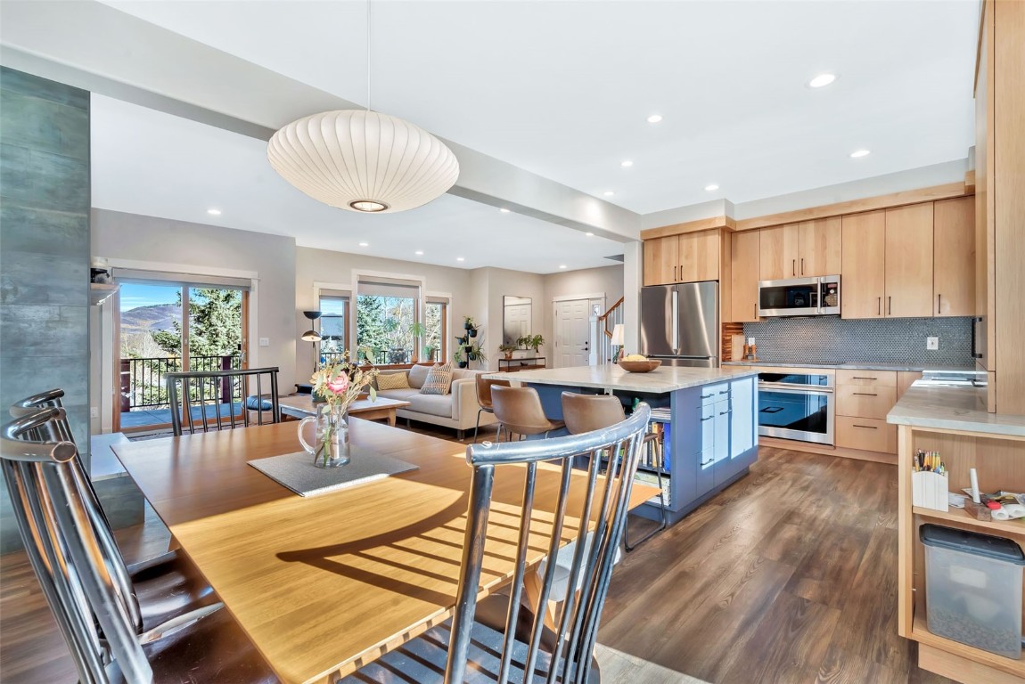 315 Little Moon TRAIL