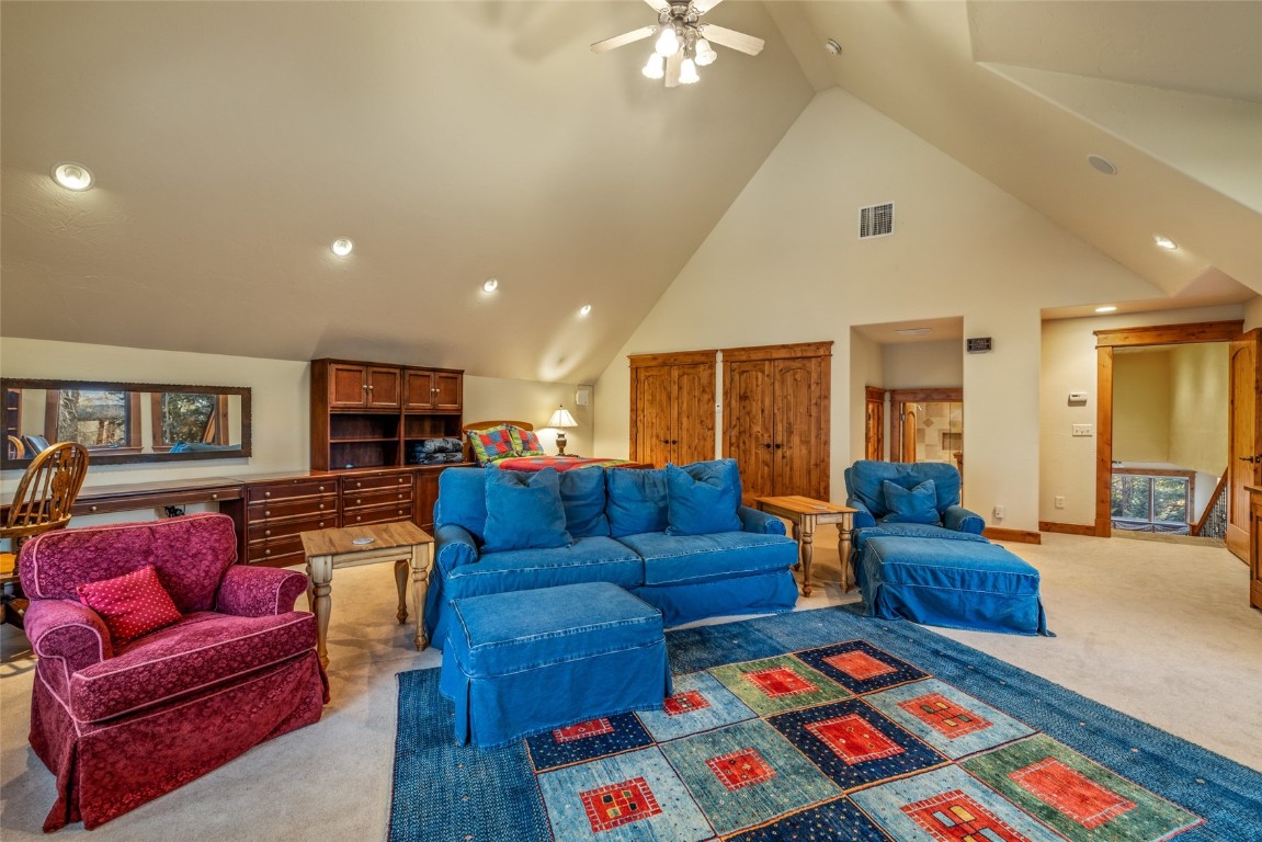 665 Meadowbrook CIRCLE