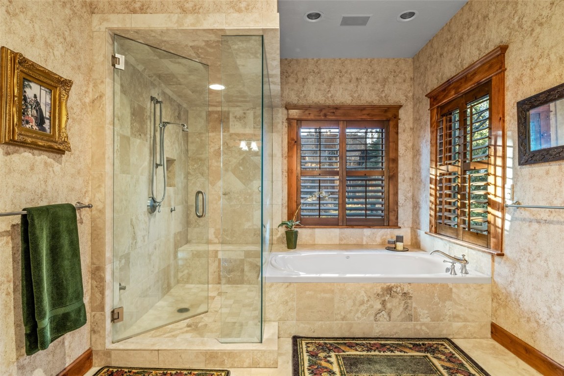 665 Meadowbrook CIRCLE