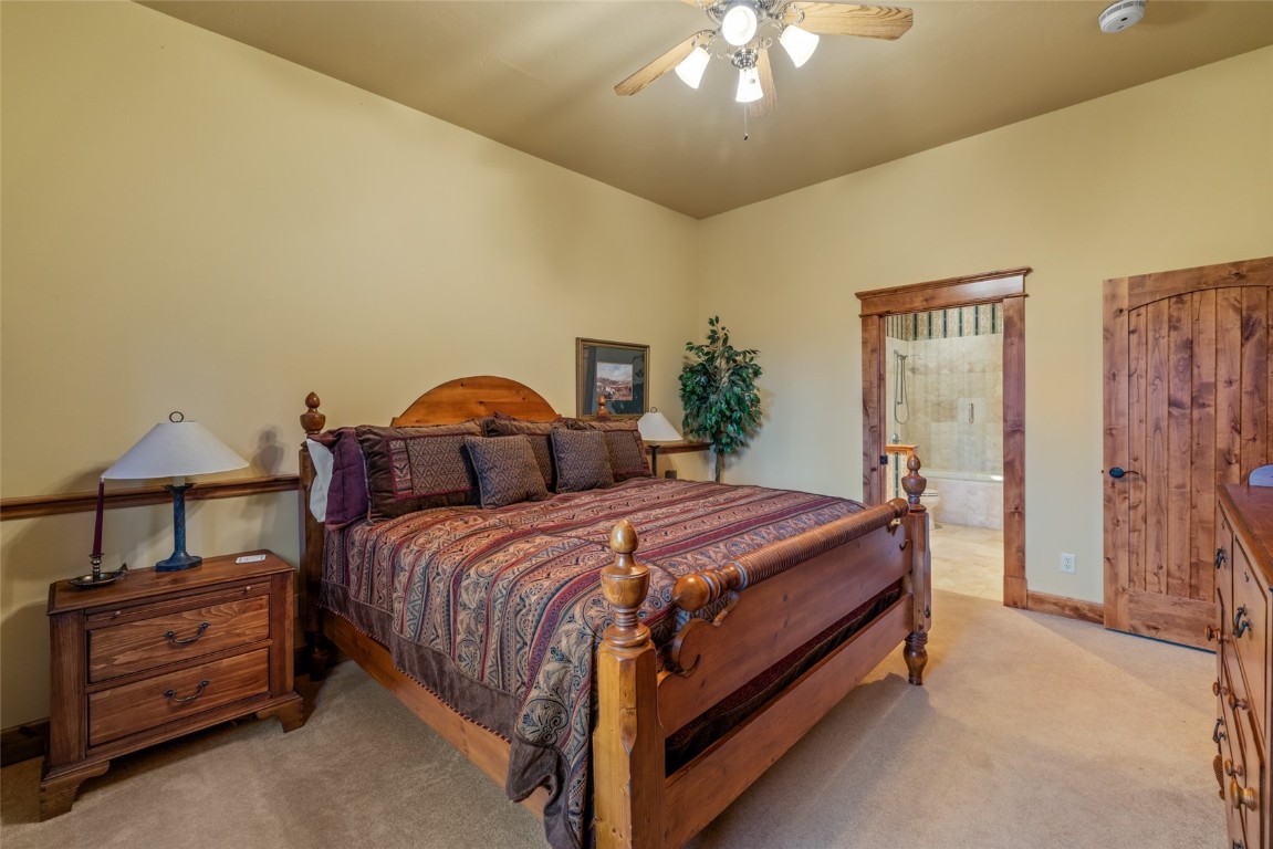 665 Meadowbrook CIRCLE