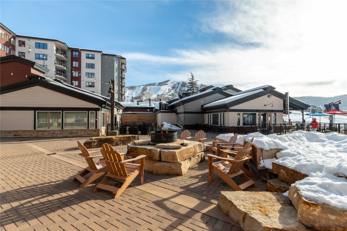 1875 Ski Time Square DRIVE 213