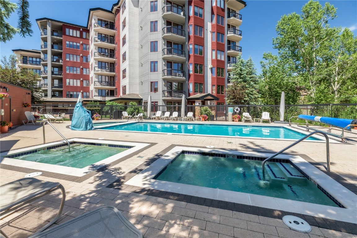 1875 Ski Time Square DRIVE 213