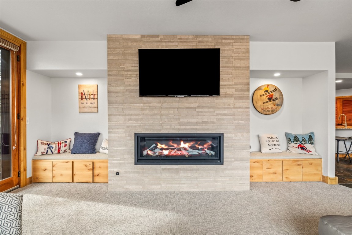 1875 Ski Time Square DRIVE 213