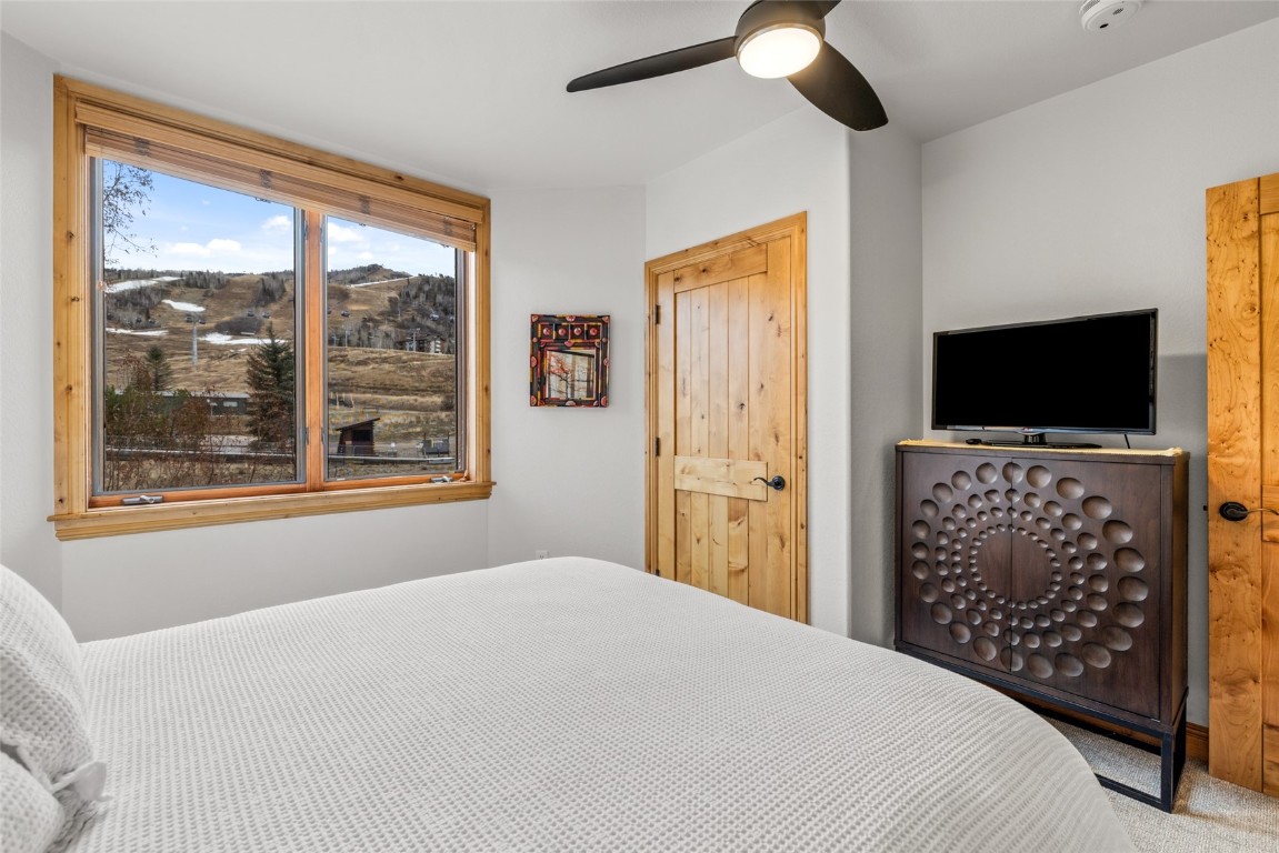 1875 Ski Time Square DRIVE 213