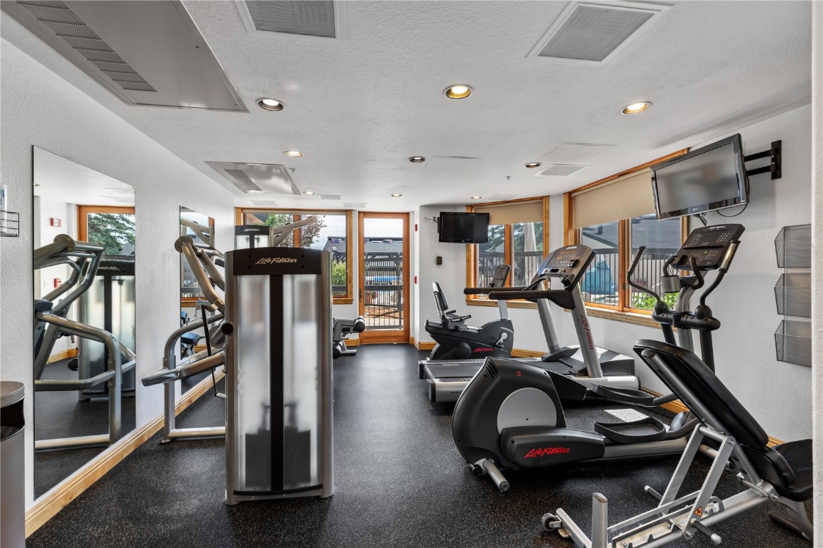 1875 Ski Time Square DRIVE 213