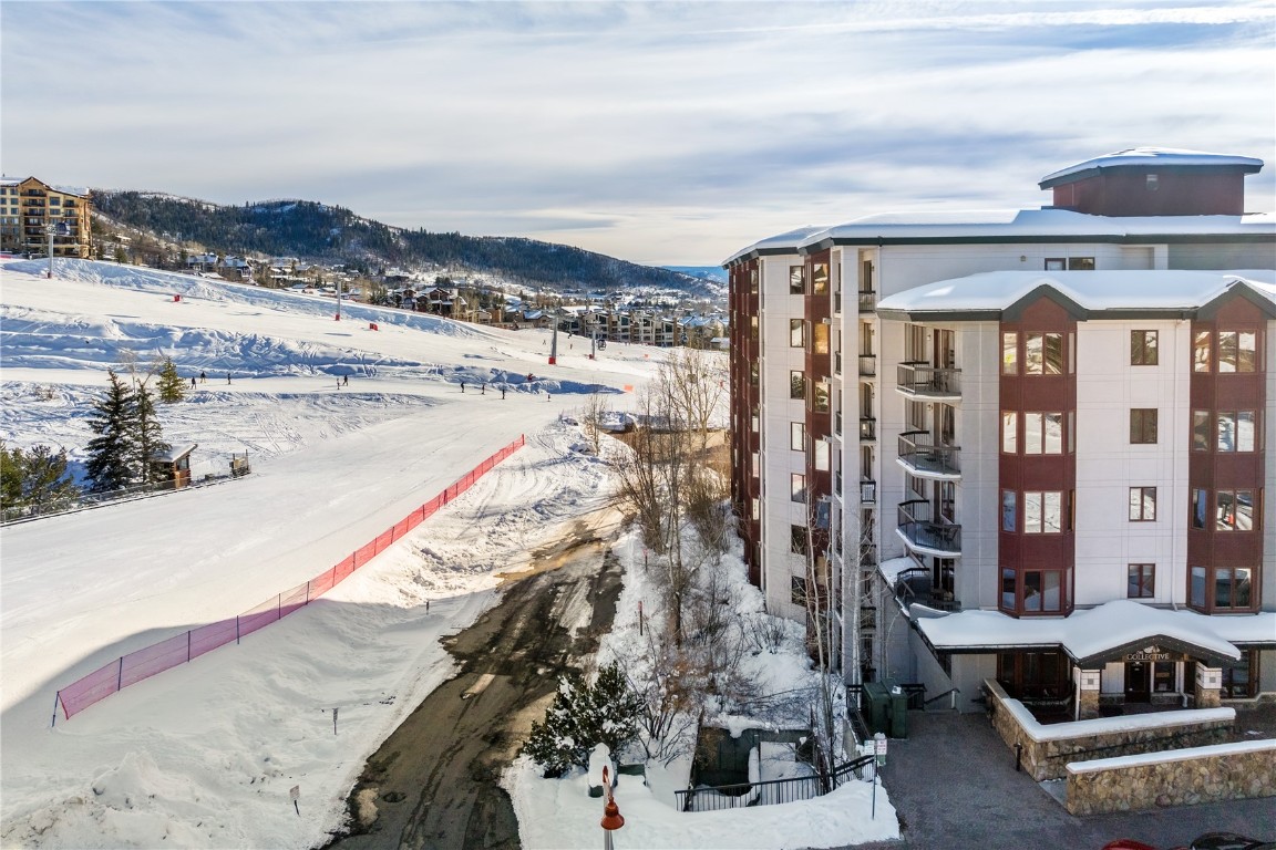 1875 Ski Time Square DRIVE 213