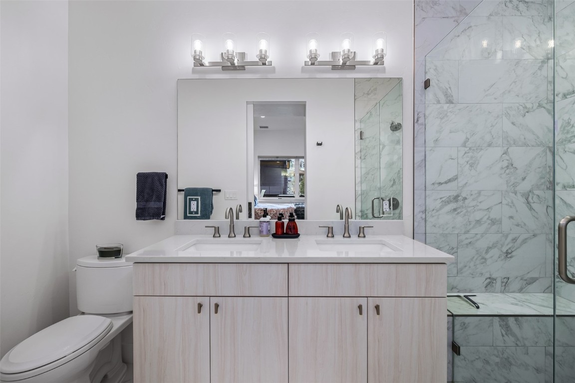 2404 Cattle Kate CIRCLE 21