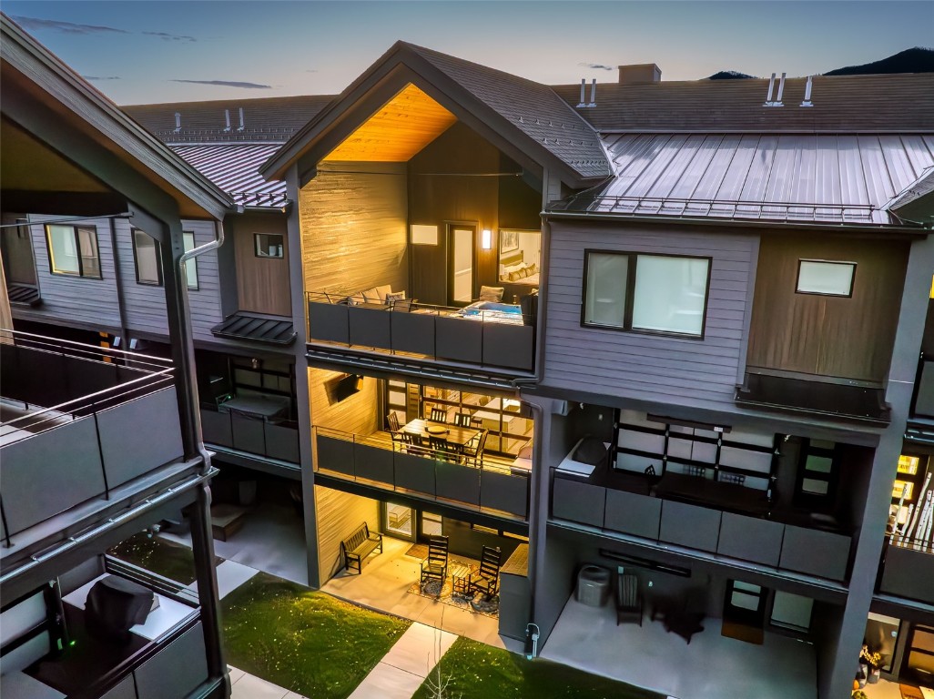 2404 Cattle Kate CIRCLE 21