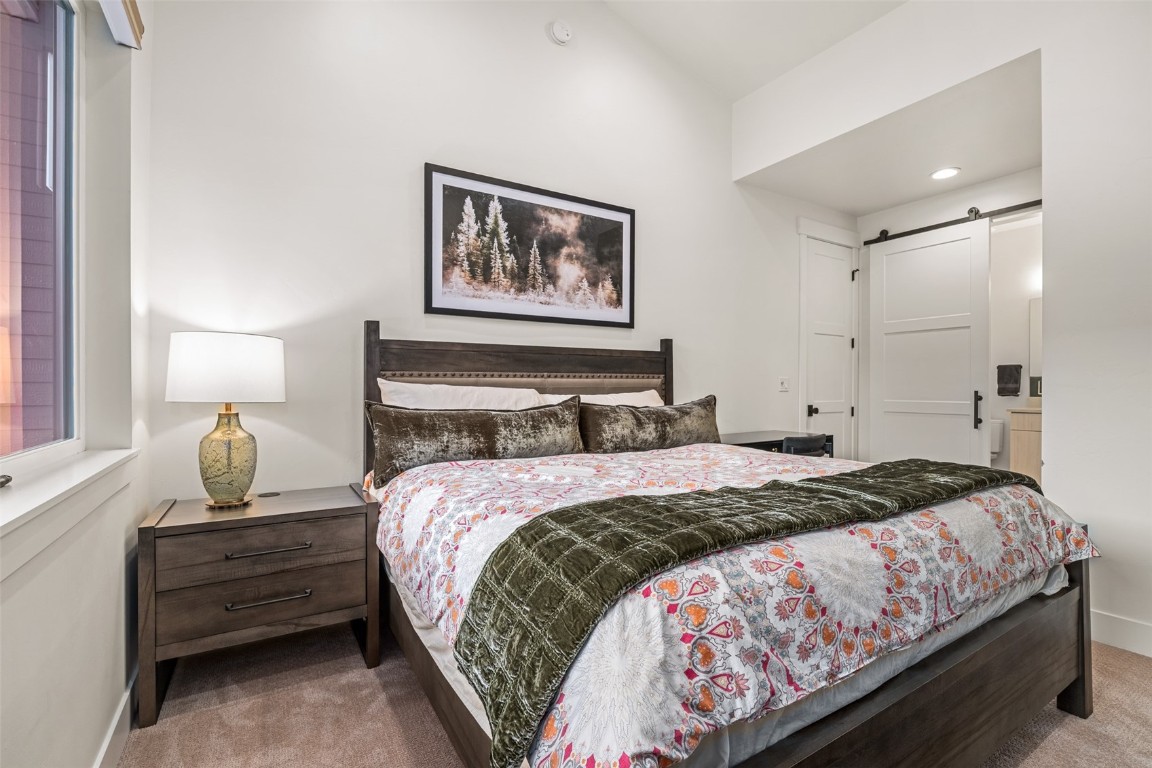 2404 Cattle Kate CIRCLE 21