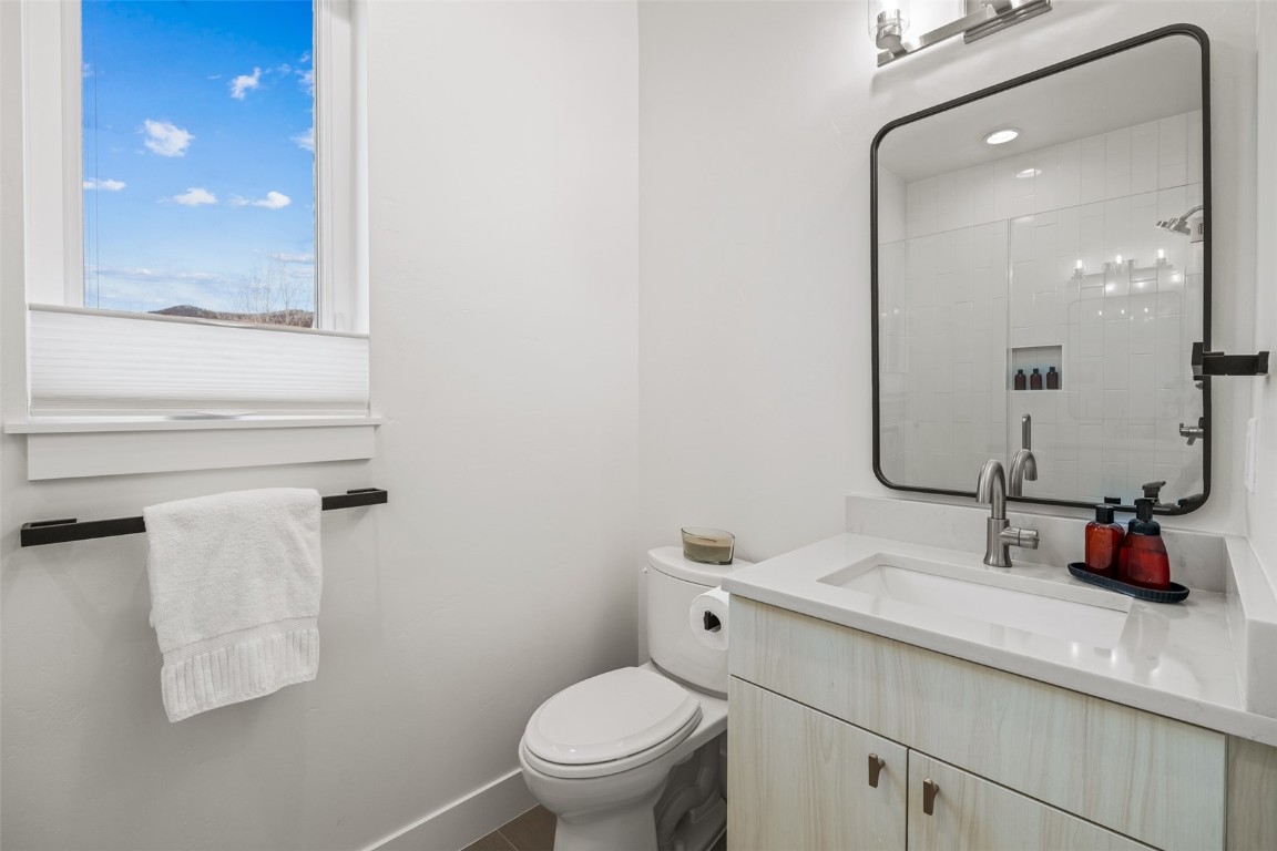 2404 Cattle Kate CIRCLE 21