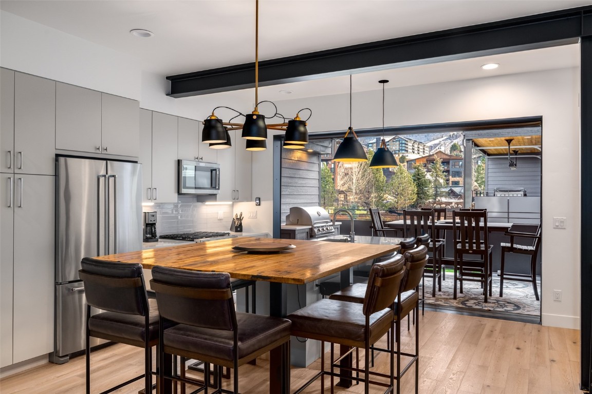 2404 Cattle Kate CIRCLE 21