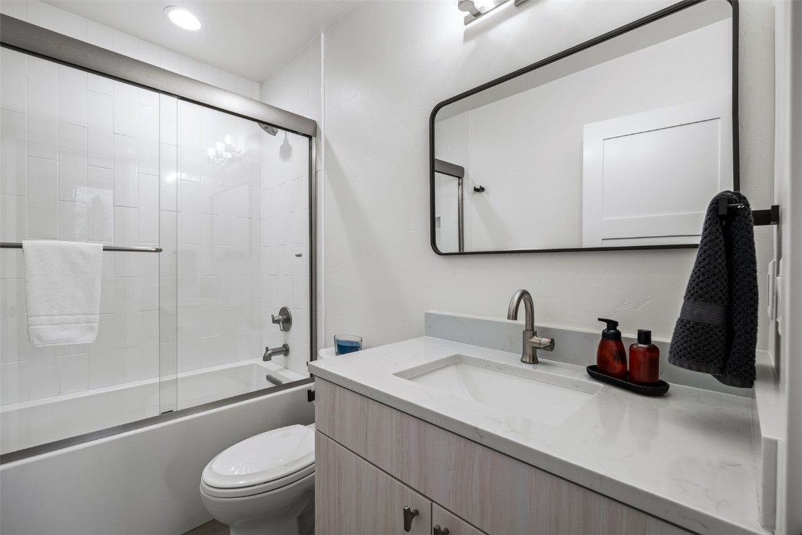 2404 Cattle Kate CIRCLE 21