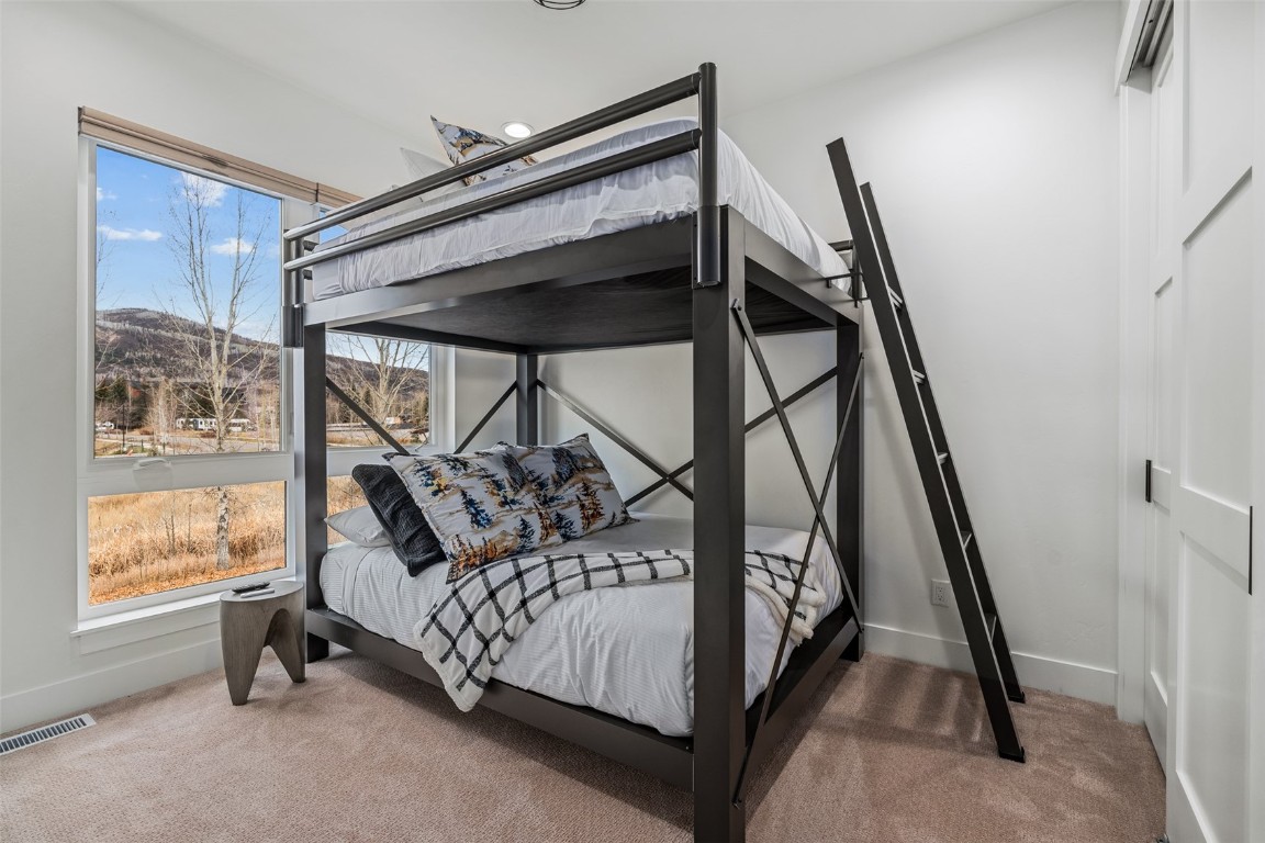 2404 Cattle Kate CIRCLE 21