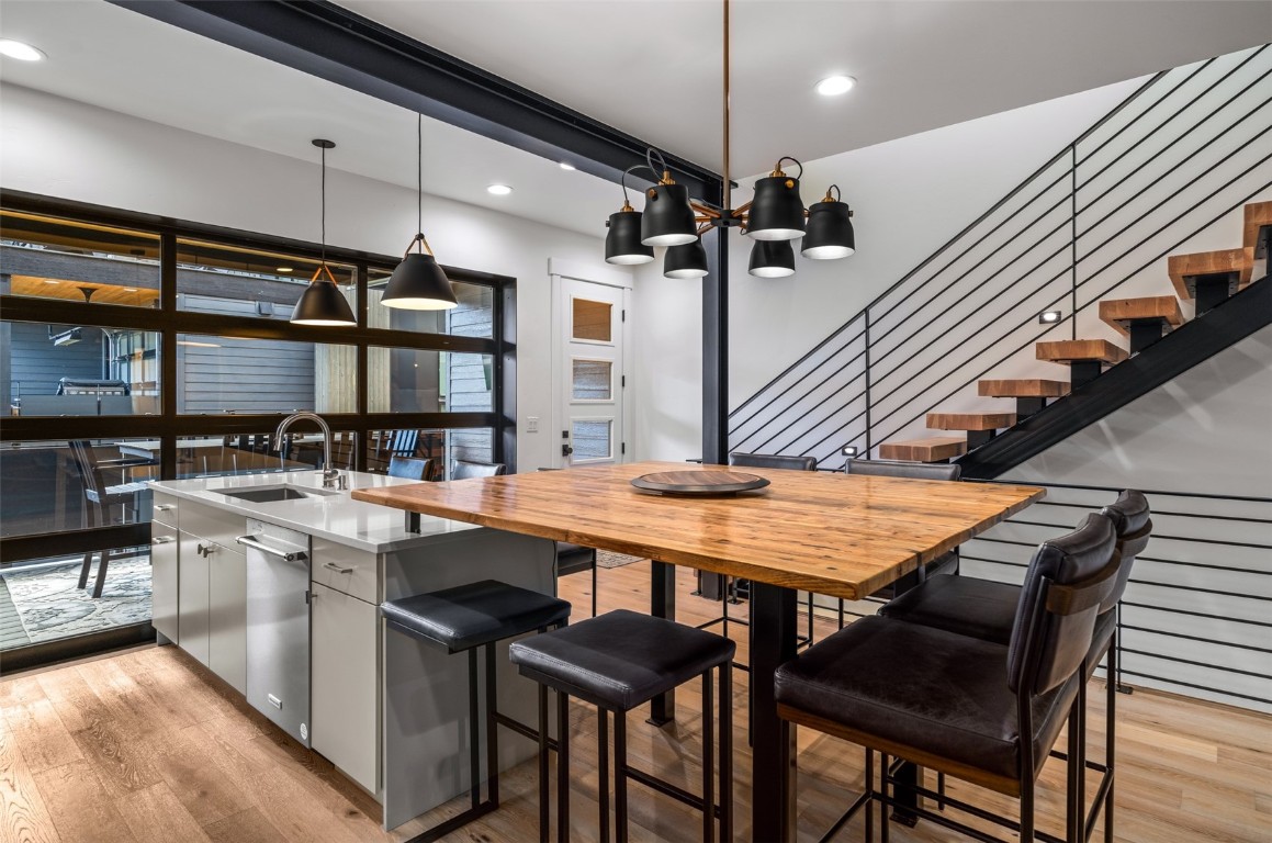 2404 Cattle Kate CIRCLE 21