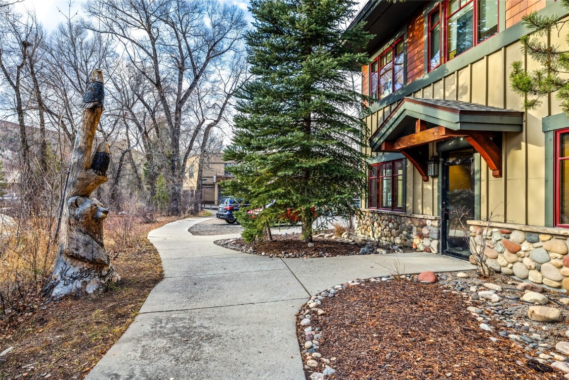 505 Anglers DRIVE 102