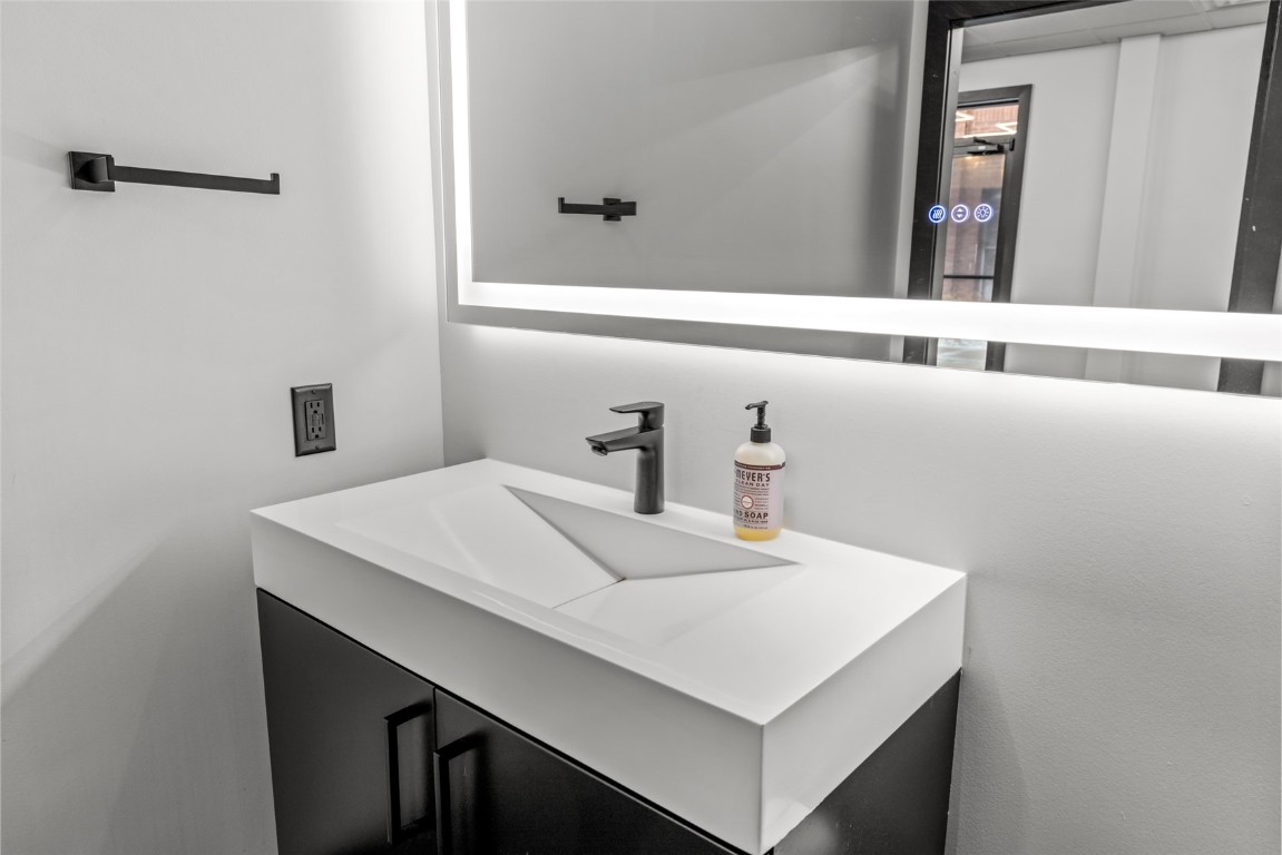 625 S Lincoln AVENUE 101