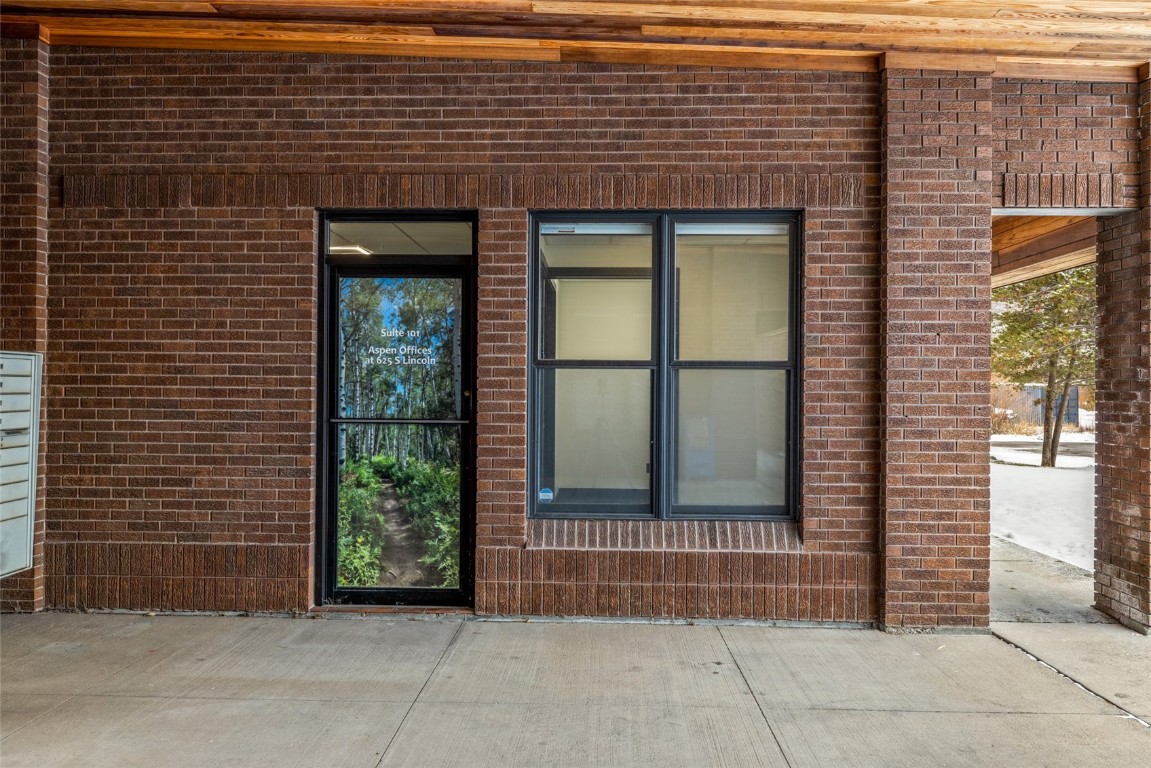 625 S Lincoln AVENUE 101