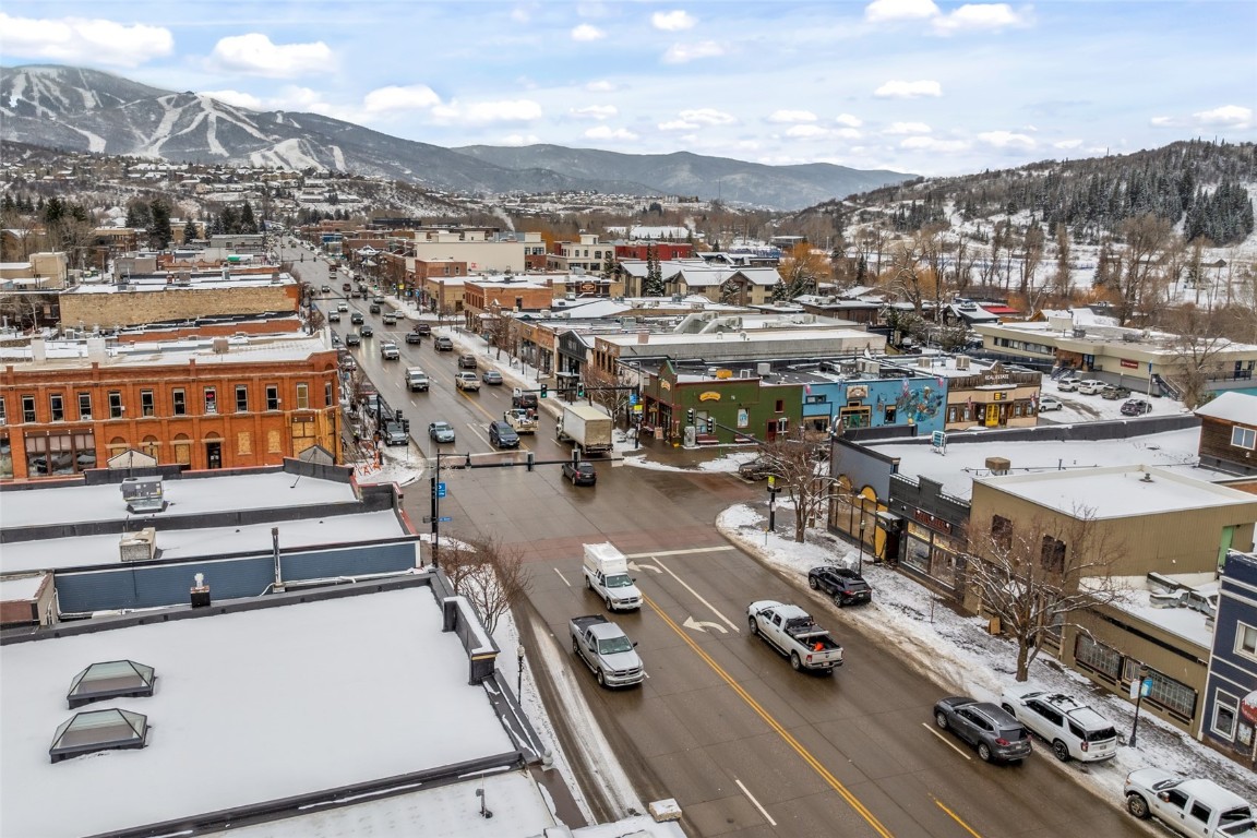 907 Lincoln AVENUE 5