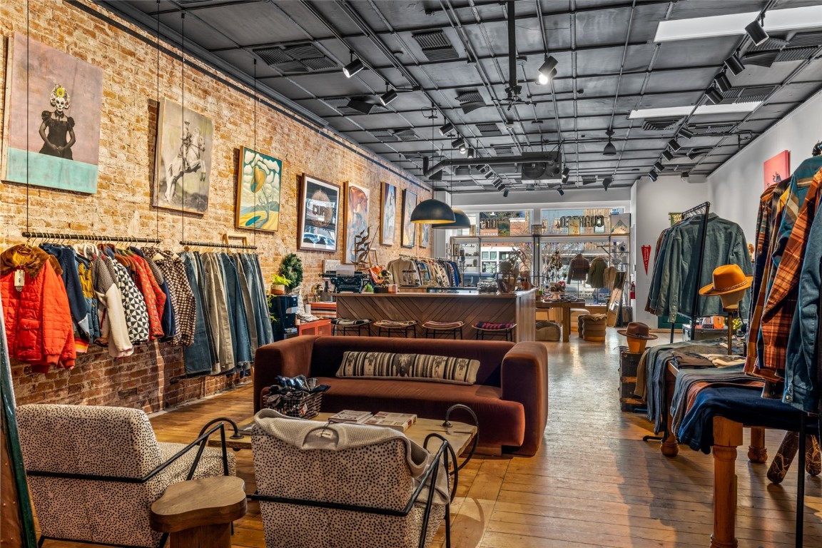 907 Lincoln AVENUE 5