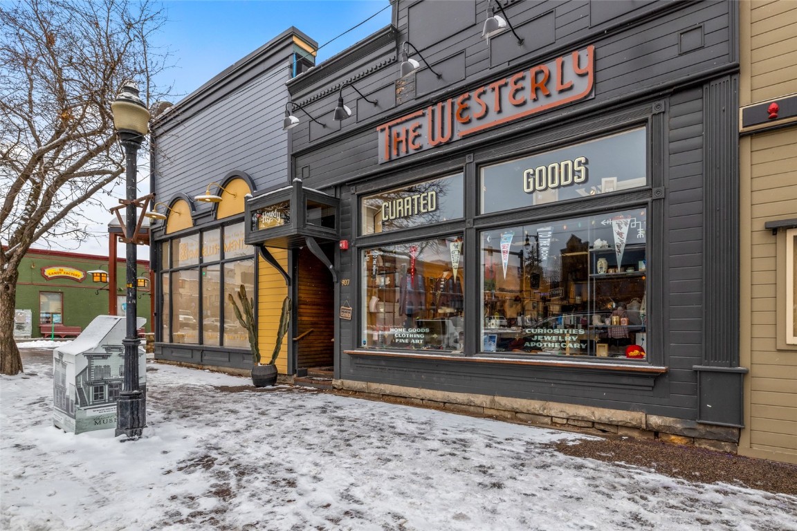 907 Lincoln AVENUE 5