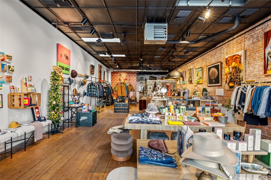 907 Lincoln AVENUE 5