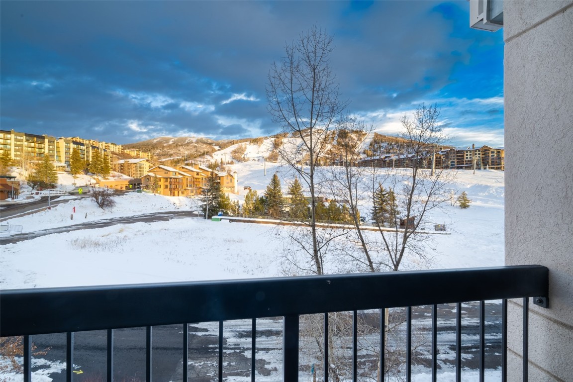 1875 Ski Time Square DRIVE 411