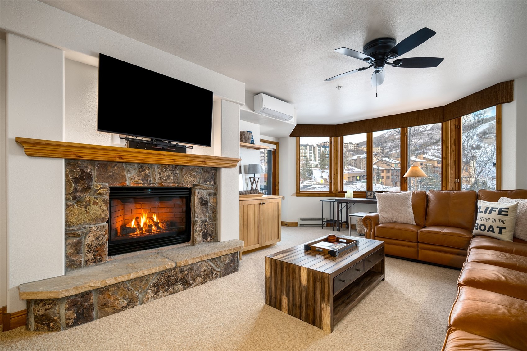 1875 Ski Time Square DRIVE 411