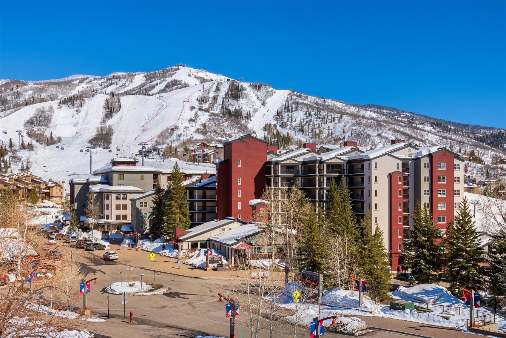 1875 Ski Time Square DRIVE 411