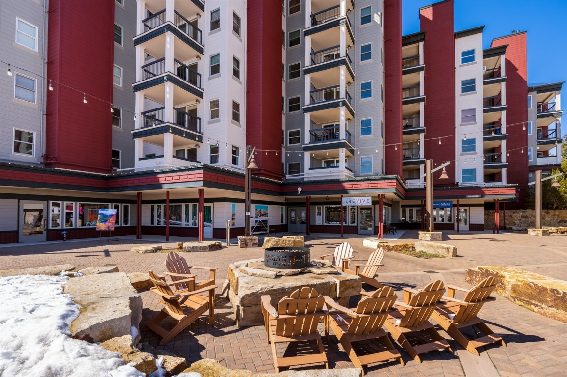 1875 Ski Time Square DRIVE 411